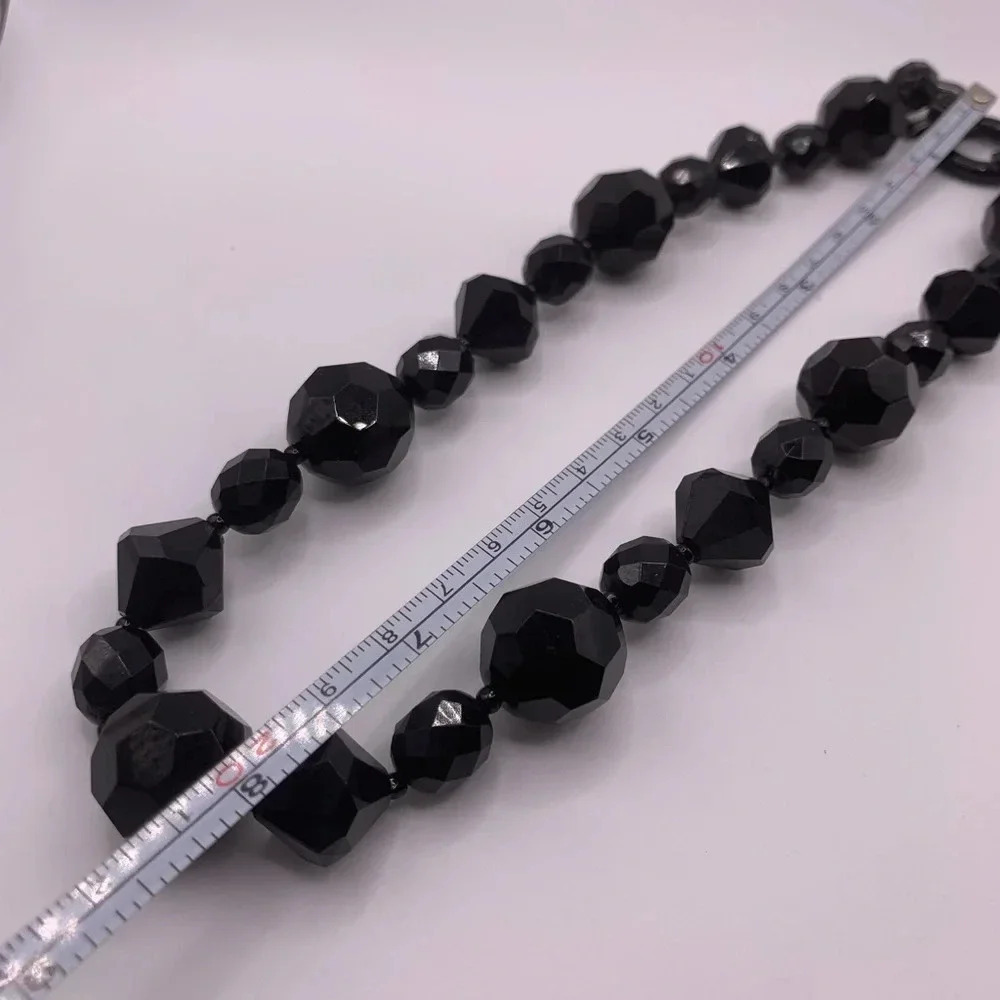 #66 Black faceted glass beads chunky  necklace 18” - Picture 6 of 6